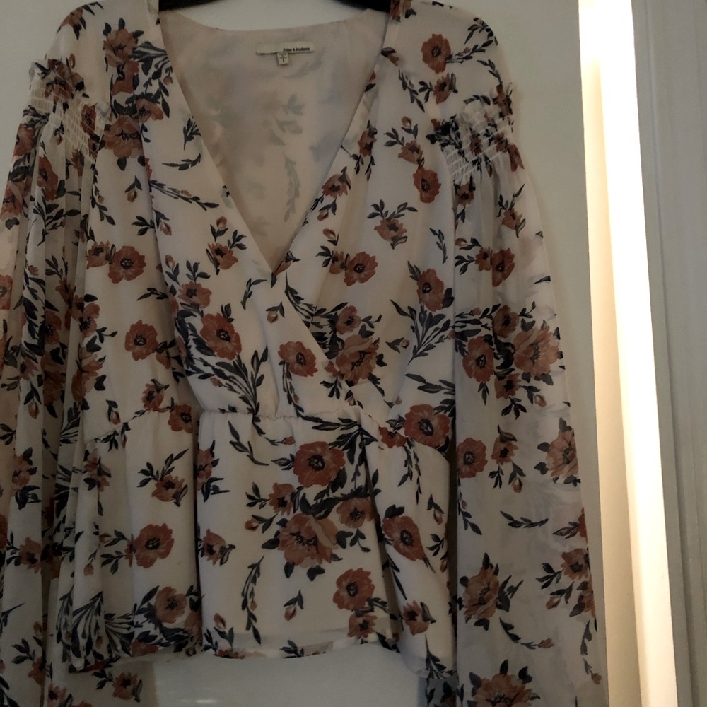 Pre owned June and Allison floral shirt.